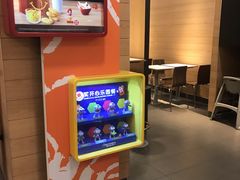 -麦当劳(七宝乐购店)