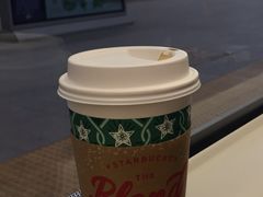 -星巴克(深圳北站B5检票口)