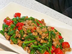 -肥仔文澳门猪骨煲(南京西路店)