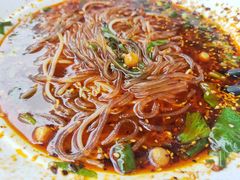 招牌酸辣粉-钟方模白家肥肠粉(春熙店)