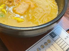 -银米·云南传统过桥米线(双廊黑金冠店)