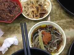 -丽虹云南过桥米线(兴工街店)