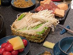 -湊湊火锅·茶憩(打浦桥日月光店)