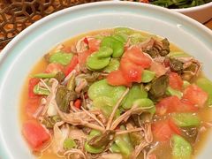 -老滇山寨•云南特色菜•地方菜•民族风情歌舞表演(金碧店)