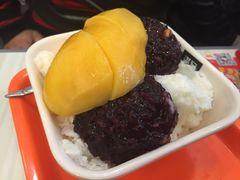 芒果白雪黑糯米甜-满记甜品(荟聚购物中心店)