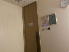 -良子足疗按摩