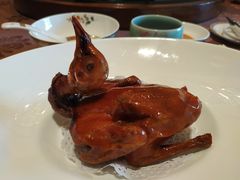 -景月阁空中食府(希尔顿酒店)