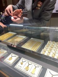 -周大福荟馆JEWELRIA(宝安南路华润万象城店)