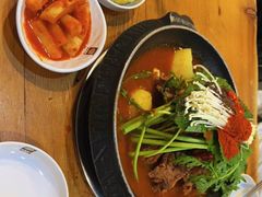 -喇喇排骨火锅·传统韩式脊骨汤(望京西园总店)