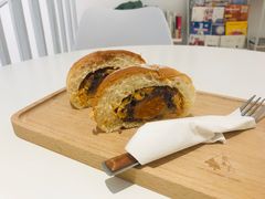 咸蛋超人-隹木咖啡馆(宝龙广场店)