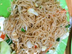 -蚝哥花姐湛江烤生蚝(美丽湾市场店)