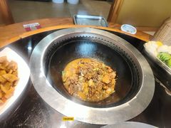 -锅老头海鲜铁锅炖