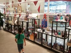 -新华书店(保利水城店)