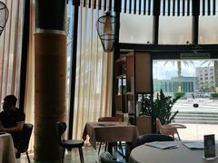 -忆食尚腊味煲仔饭(华南城店)