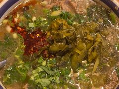 -云阿蛮云南生烫牛肉米线(奉贤路店)