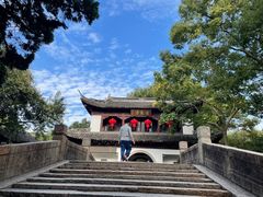 -汇龙潭