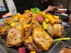 -炉小二铜锅牛蛙•川湘菜(三里屯店)