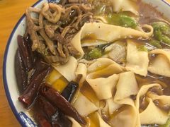 -孙浩特色牛杂面板面(华捷道店)
