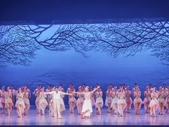 -交通银行前滩31演艺中心