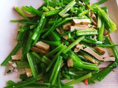 三丝芹菜-艳阳度假酒店·餐厅