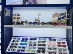 -三叶眼镜城·好视力眼镜店