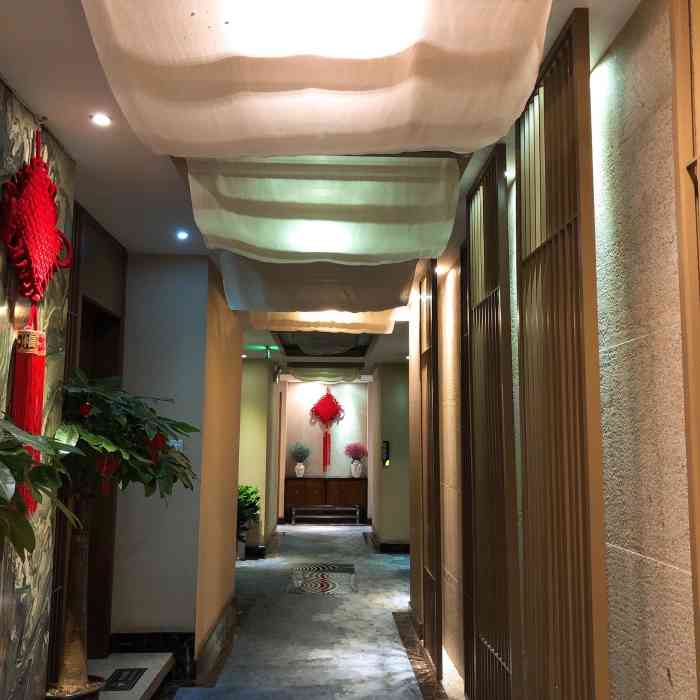 鼎族怡华(中华园店)-"542号手法还可以!环境不错!"-大众点评移动版