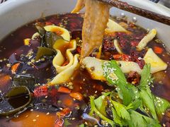 -晓彭肥肠鸡·泡椒鸡火锅(水木天地店)