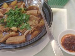 -万山楼海鲜酒家·二十三年老字号