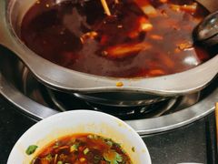 -冯记香辣兔火锅(茶店子总店)