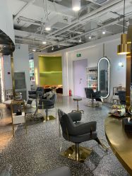 -尚羽华东接发美发店