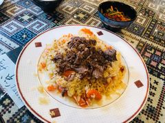 手抓饭-新疆伊宁远征餐厅