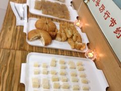 -感恩心素食馆(百世广场店)