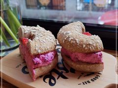 -Catch Bagel(芳草地店)