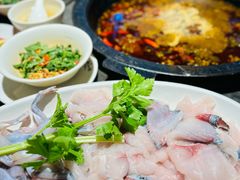 -大鱼山房鱼头火锅(老字号品质店)