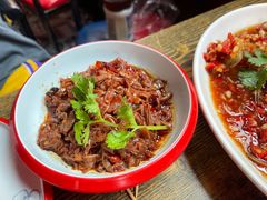 -老闵田螺馆·南昌特色小炒(梦时代店)