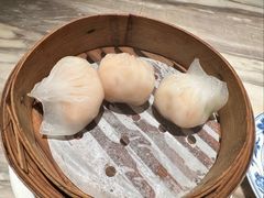 荔湾招牌虾饺-广州花园酒店荔湾亭·地道点心·粤式饮茶