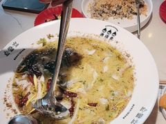-渔语鱼酸菜鱼新川菜(来福士店)