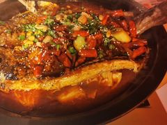-鸣记脆皮烤鱼·海鲜烤鱼(三八广场店)