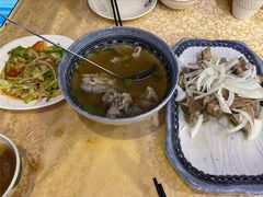 手抓羊肉-维吾尔餐厅(宜山路店)