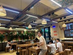 -云阿蛮云南生烫牛肉米线(奉贤路店)