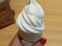 脆皮甜筒-肯德基(胜利店)