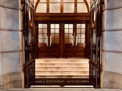 -LONG BAR 廊吧(外滩华尔道夫酒店)