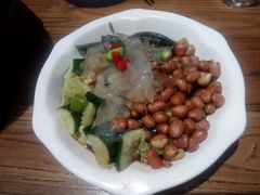 老粗四样-东来菜馆•手抓海鲜家常菜•海鲜锅贴(鸽子窝店)