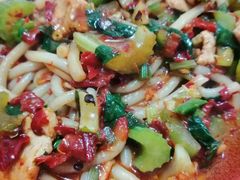 -玲玲米粉·新疆现炒米粉(大十字总店)