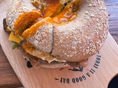 -Catch Bagel(芳草地店)