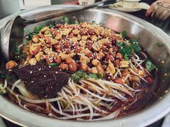 -周良天山牛杂城(天山路总店)