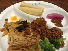 -食蔬不二素食自助餐厅(沈阳铁西店)