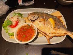 -大头虾越式风味餐厅(光明广场店)