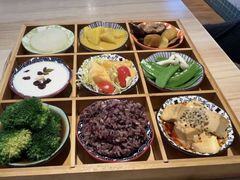 -轻蔬不用等·素食(江苏路店)