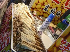 -许西美食一条街